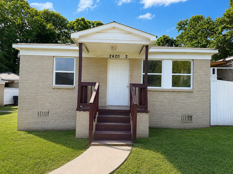 2420 Julia Ave #2