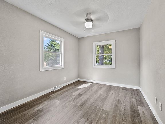 3rd image of 1814 Logan St