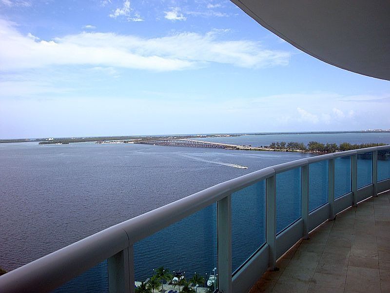 Bay Front Water Views From Every Room