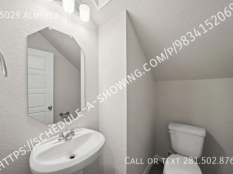 15029 Almeece St — Photo 3