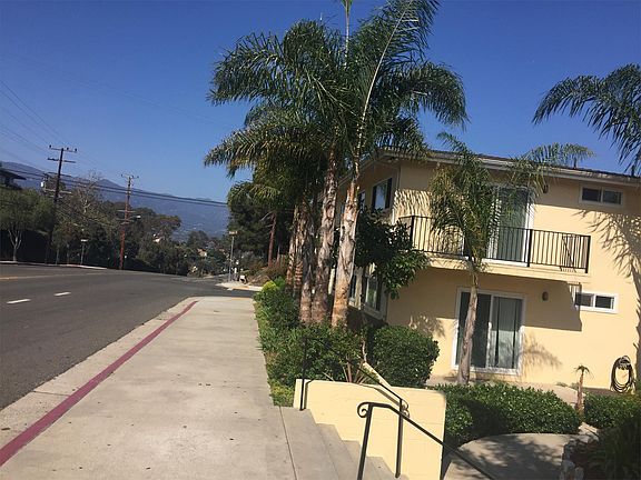 3rd image of 1021 Cliff Dr #11156096