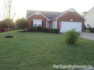 2839 Canary Ct, Columbia, TN 38401