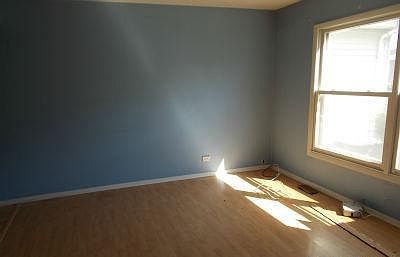 2nd image of 1315 Kingsbury Dr Unit D
