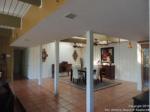3rd image of 318 Harriett Dr