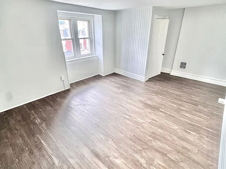 1410 W Turner St — Photo 14