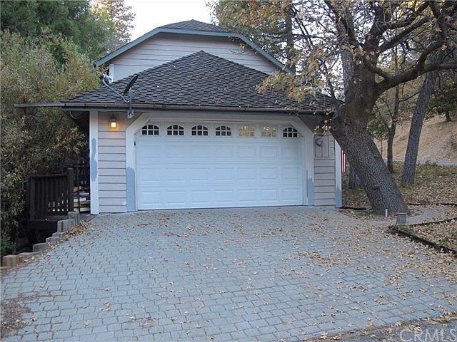 1st image of 563 Brentwood Dr