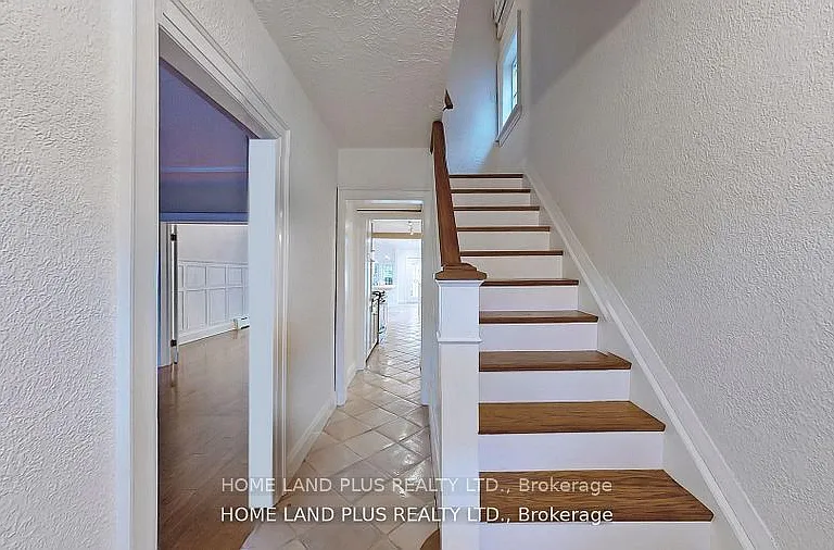 263 Melrose Ave — Photo 20