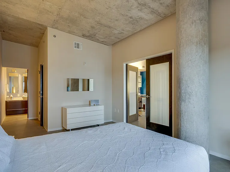 2115 Yeaman Pl #634 — Photo 45