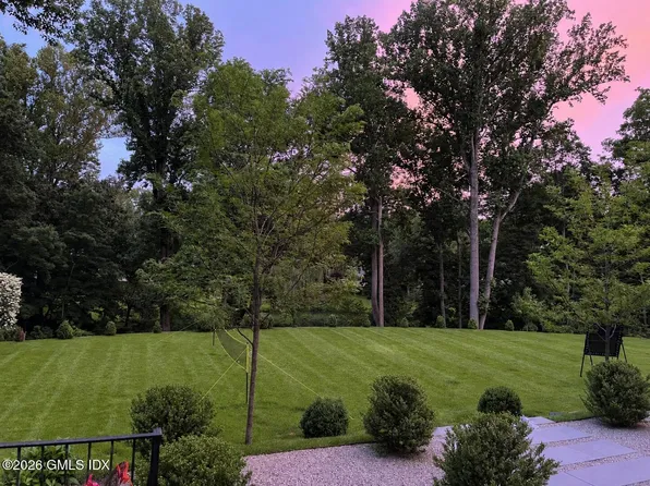 24 Stillman Ln, Greenwich, CT 06831