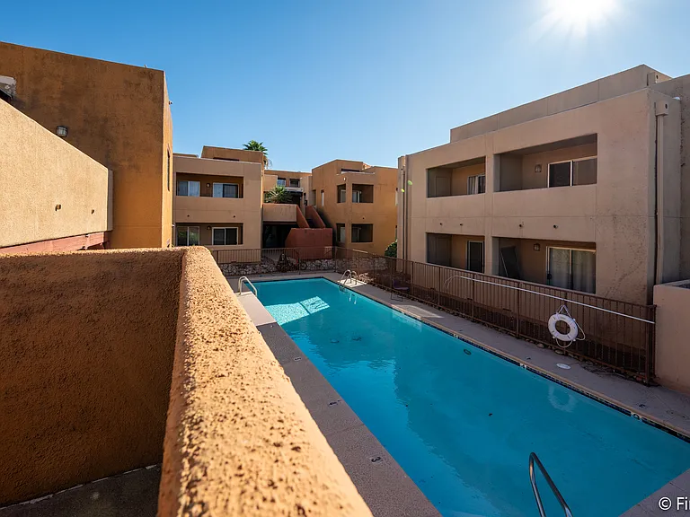 1810 E Blacklidge Dr #316 — Photo 11