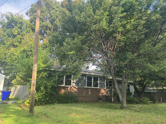 2nd image of 7941 Merritt St