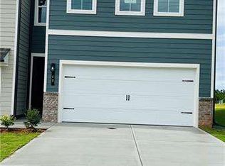 40 Lumpkin Ln, Dawsonville, GA 30534