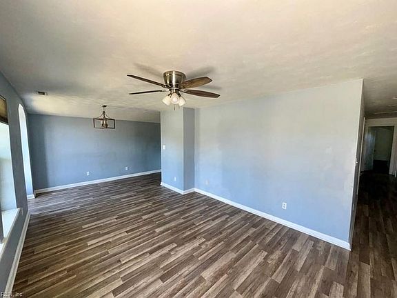 3rd image of 2537 Staunton Ave
