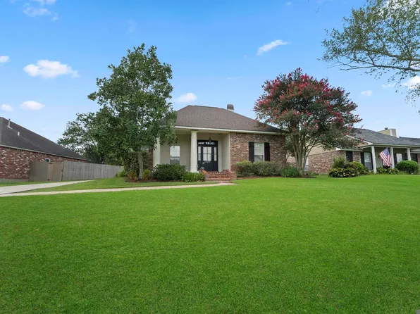17647 Lake Azalea Dr, Baton Rouge, LA 70817