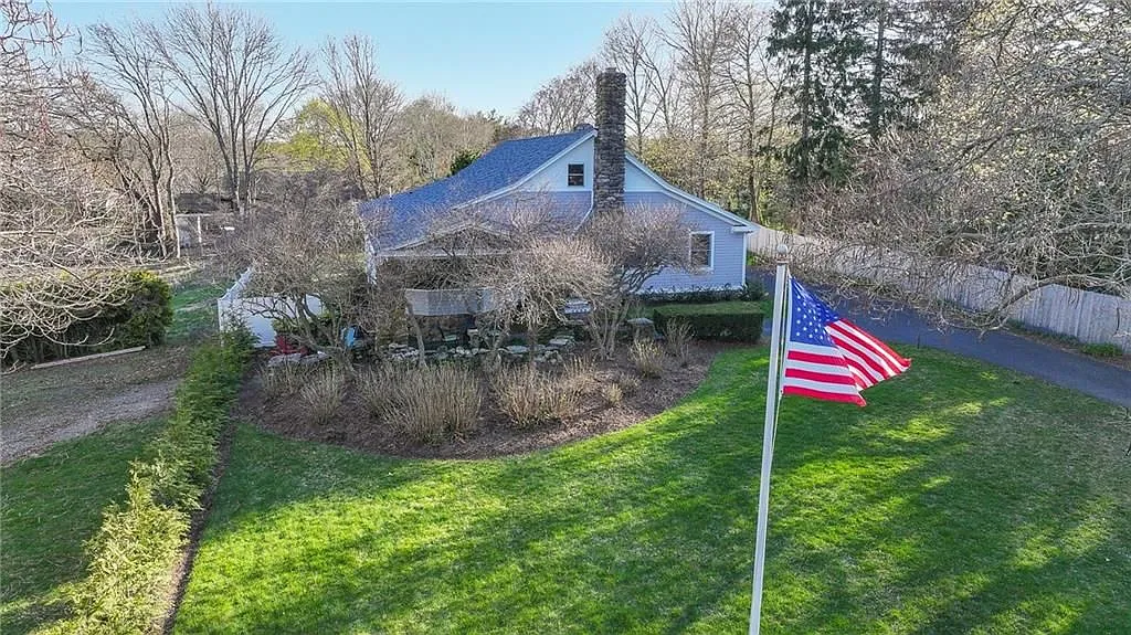 4 bed, 2.0 bath, 3250 sqft, $5,250 — Photo 2