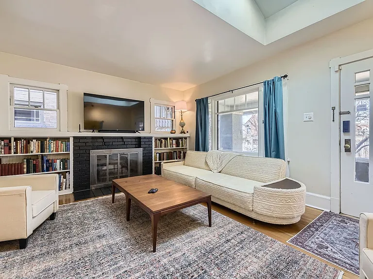 720 Josephine St — Photo 7