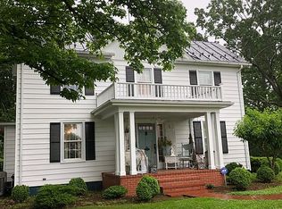 151 Ellis Rd, Hardy, VA 24101