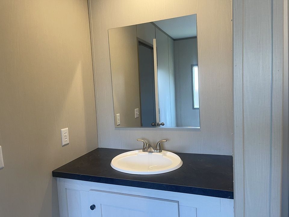 2nd image of 920 Century Plaza Dr #532