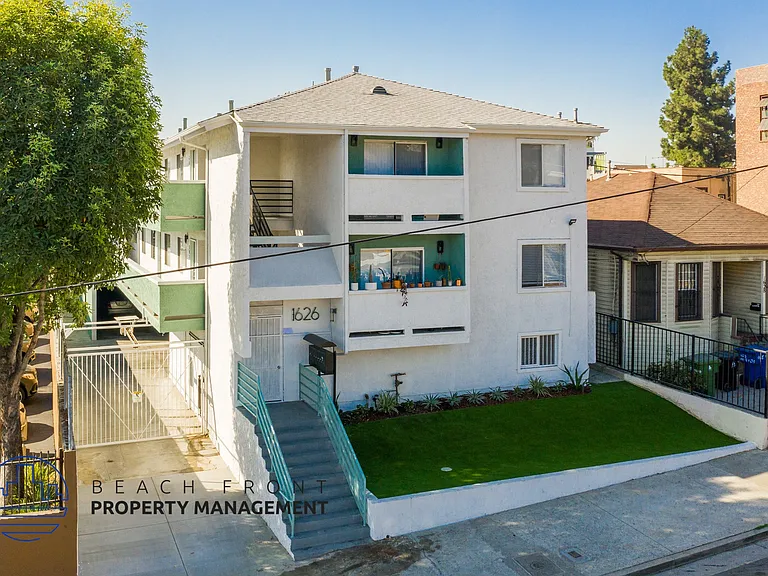 1626 Palo Alto St — Photo 11