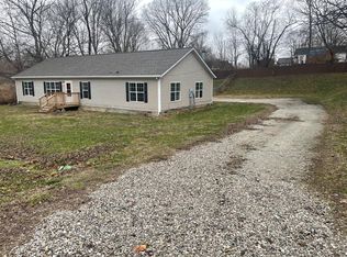 604 Thompson St, Charlestown, IN 47111