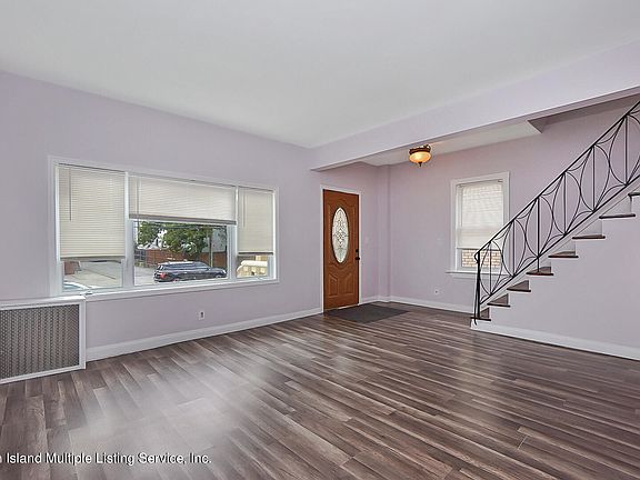 4th image of 281 Giffords Ln
