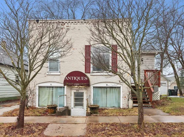 219 North Main STREET, North Prairie, WI 53153