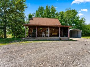 3872 E Middletown Rd, New Springfield, OH 44443