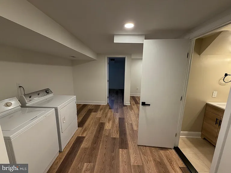647 Dunwich Way — Photo 16