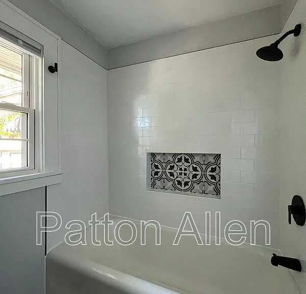 24 Majestic Ave #4 — Photo 12