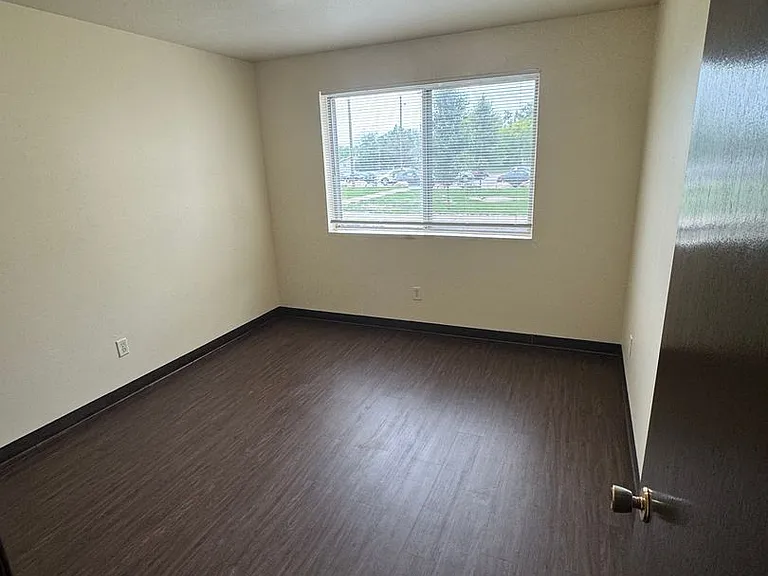 Rocklyn Court Apartments — Photo 26