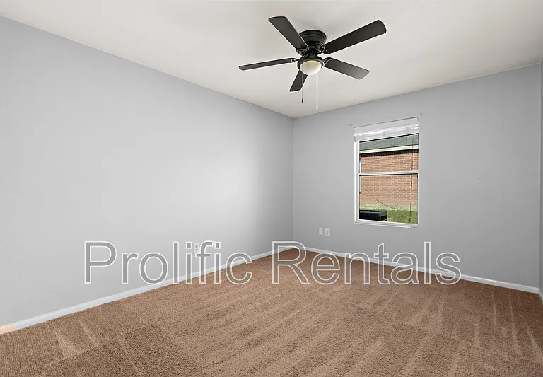 3308 Catalina Dr — Photo 19