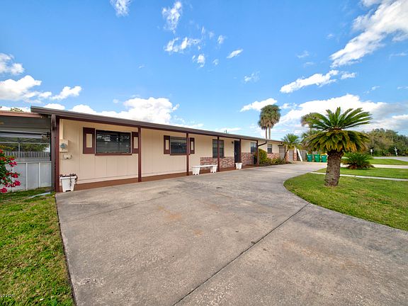 3rd image of 410 Palm Blvd