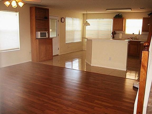 4th image of 4501 Lake Haven Dr