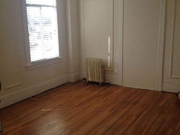 2nd image of 2480 Washington St #607