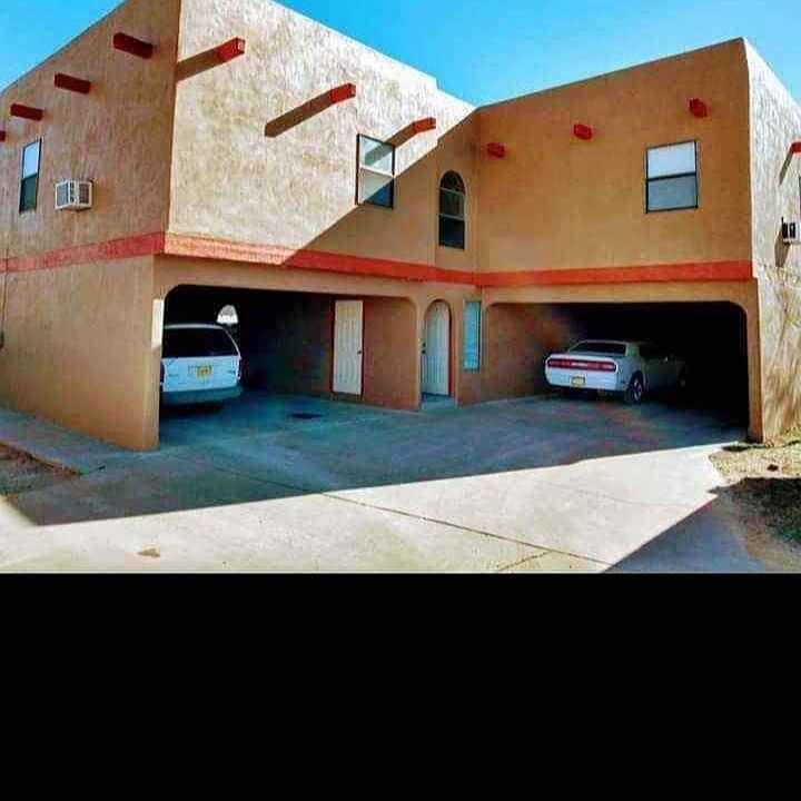 1st image of 215 S Ave E