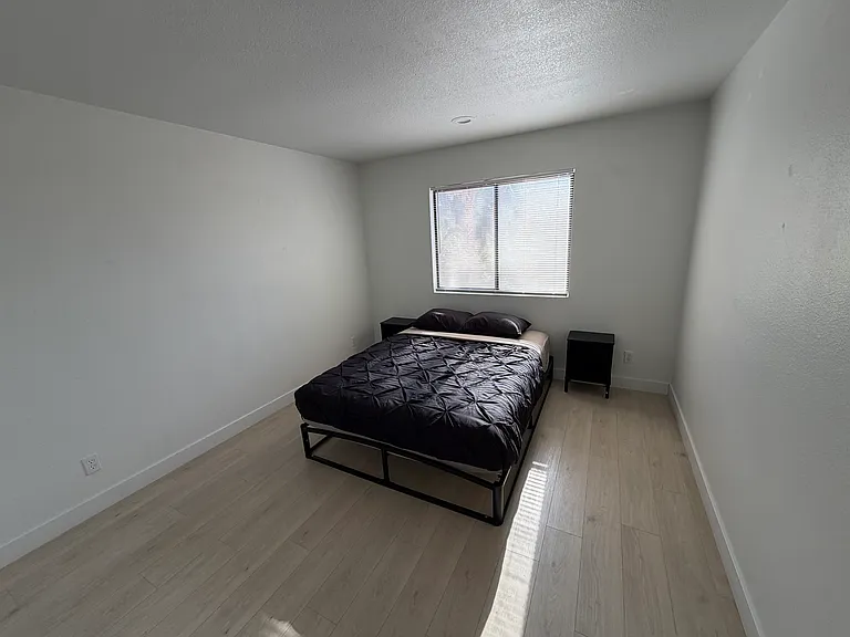 3004 Ocean View Dr — Photo 14