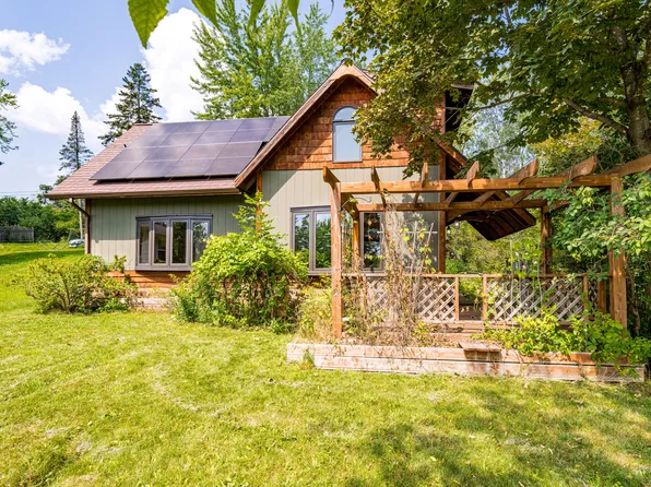 4131 Pitt St, Duluth, MN 55804