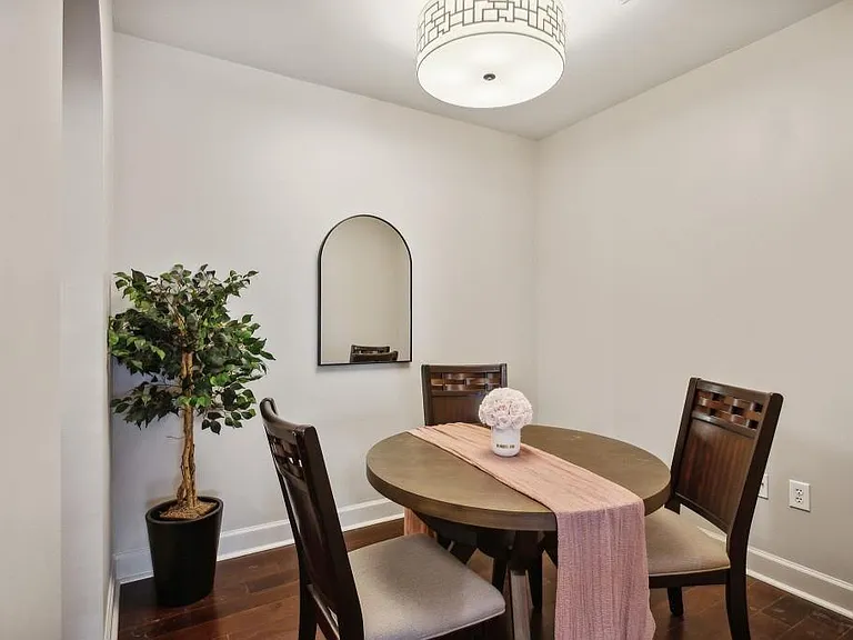 325 E Paces Ferry Rd NE #1410 — Photo 9