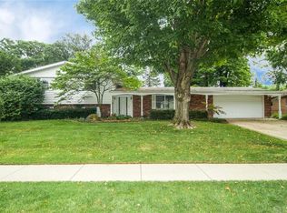 632 Sartell Dr, Fairborn, OH 45324