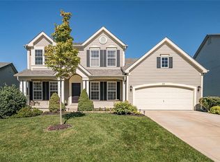 215 Greenshire Ln, Dardenne Prairie, MO