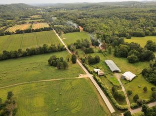 Paint Rock Valley Rd, Philadelphia, TN 37846