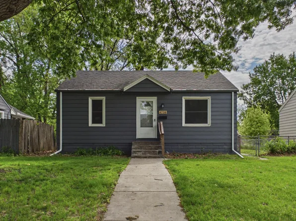 4738 Fremont Ave N, Minneapolis, MN 55430