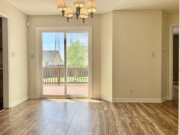 3rd image of 2534 Centerstone Cir