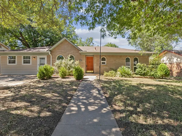 1202 Hemphill Dr, Cleburne, TX 76033