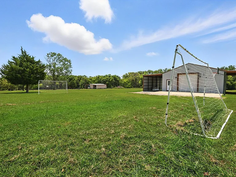 2368 County Road 852 — Photo 51