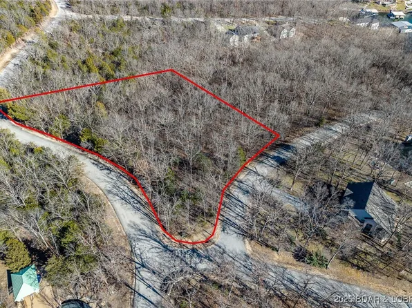 1 Two Greystone Ln, Gravois Mills, MO 65037
