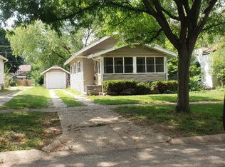 2220 Melrose St, Rockford, IL 61103