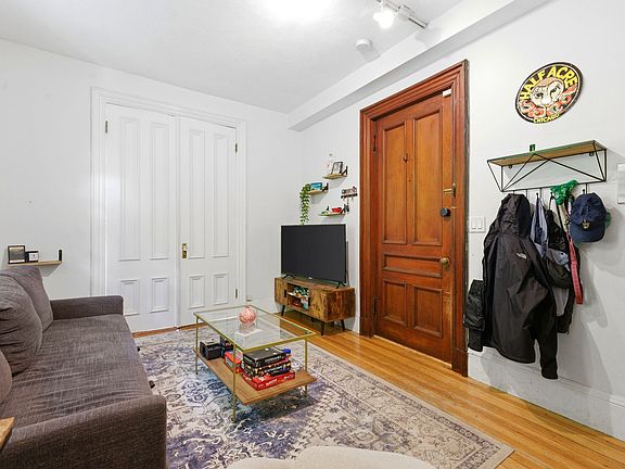 2nd image of 45 Rutland St APT 3