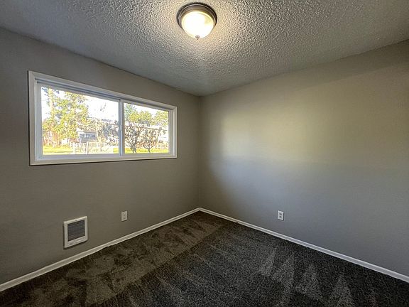 4th image of 166 NE 162nd Ave APT 07