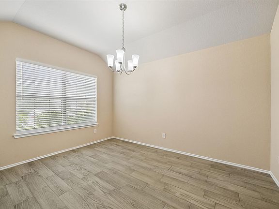 2nd image of 16522 Silla Ridge Ct